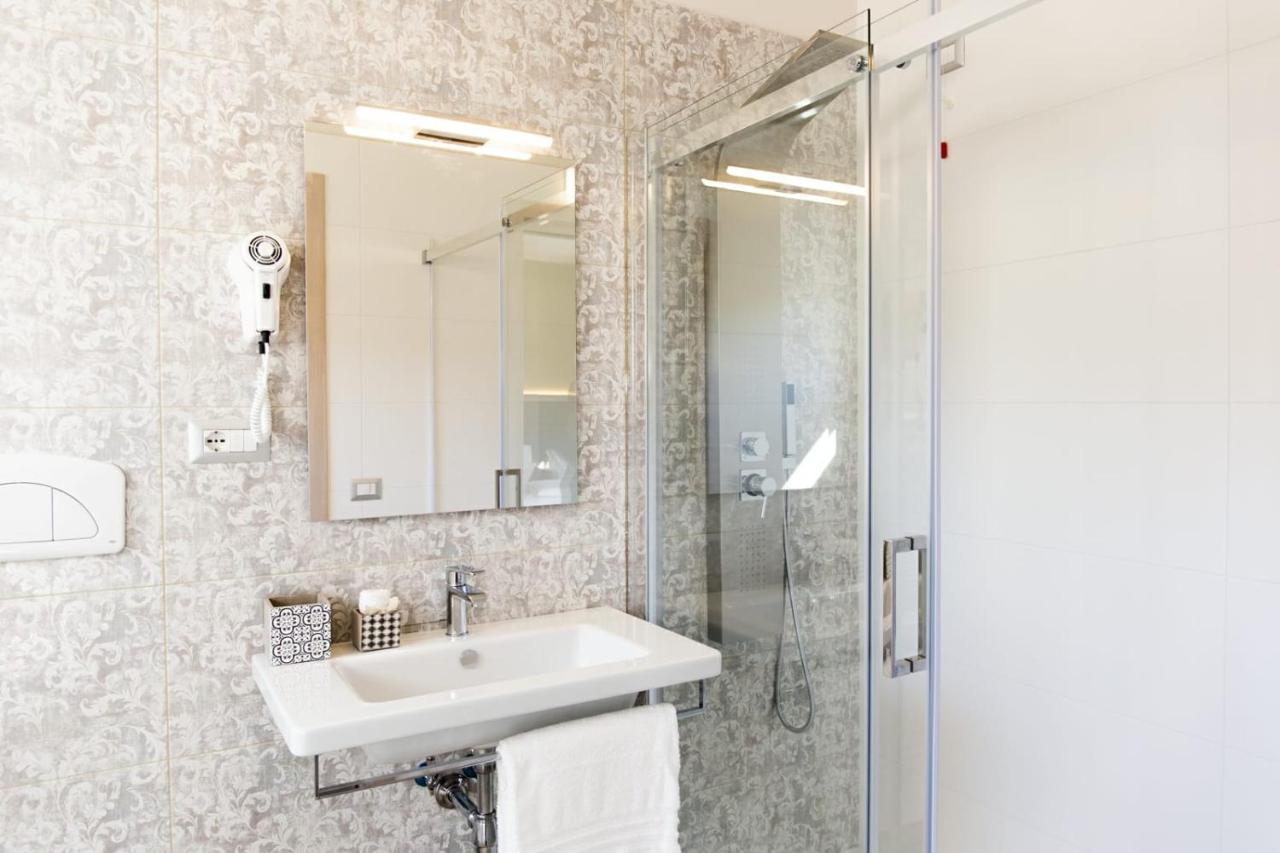 Hotel San Vincenzo Resort Policoro Buitenkant foto