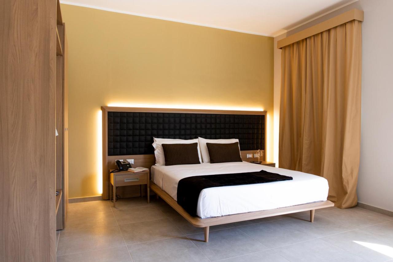 Hotel San Vincenzo Resort Policoro Buitenkant foto
