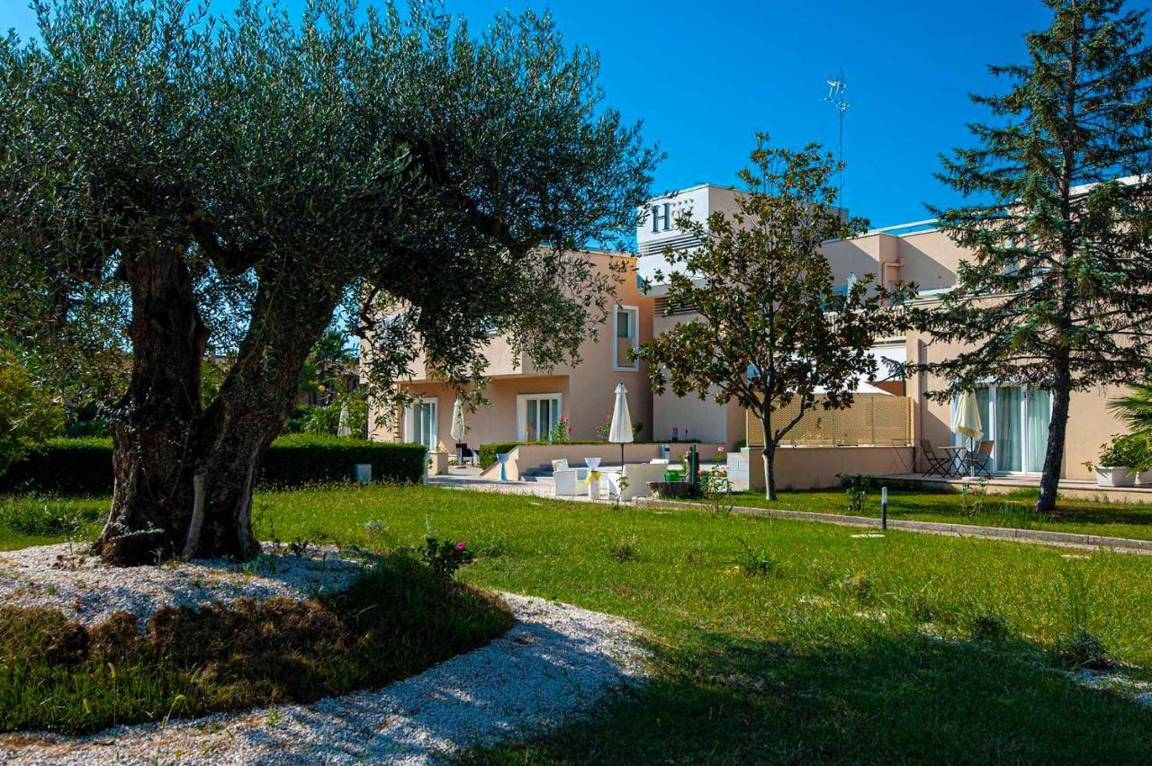 Hotel San Vincenzo Resort Policoro Buitenkant foto